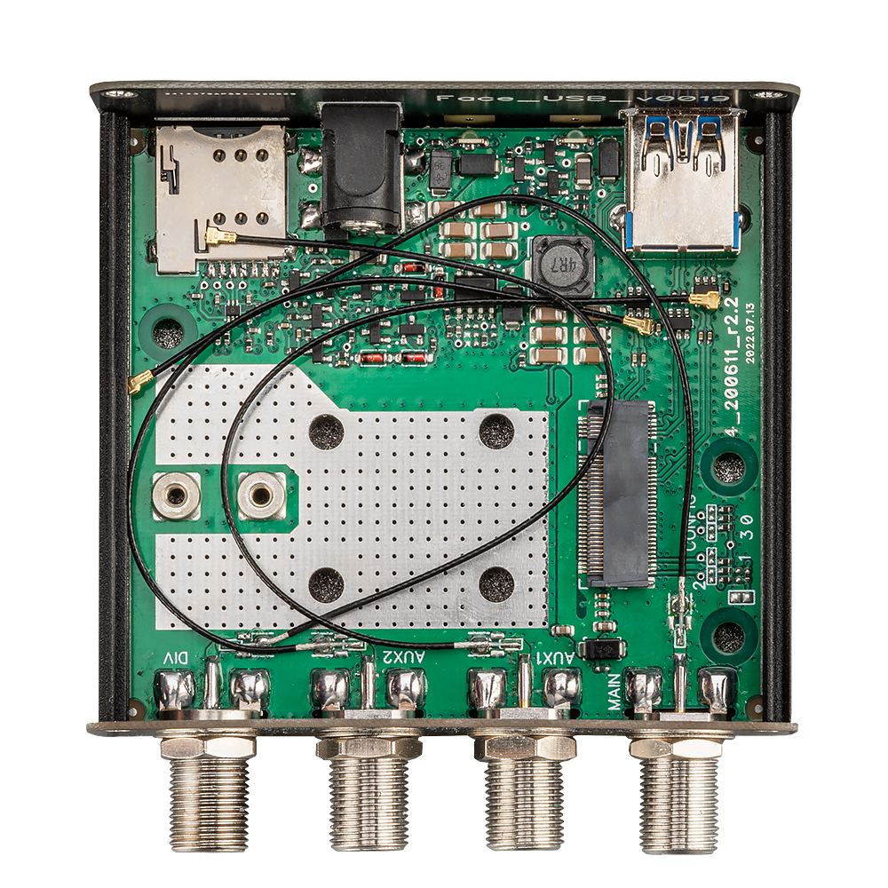 Адаптер KROKS KSS-Cse 4x4 M.2 для m.2 LTE модема с поддержкой MIMO 4x4